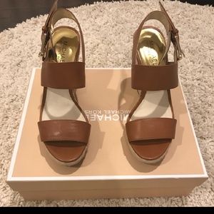 Size 6 Michael Kors wedges